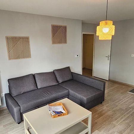 Appartement 2 Chambres Avec Terrasse Et Garage Saint-Andre-lez-Lille Exterior foto